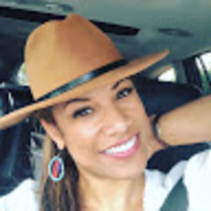 Meet your Posher, Saida